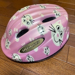 SPECIALIZED スペシャライズド　キッズヘルメット　ピンク