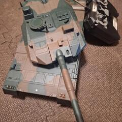 ①ラジコン10式戦車修理して使う方、又お飾りに❗の画像