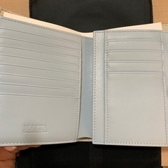 新品　財布の画像