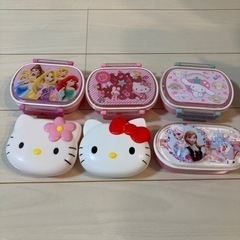 キャラクターランチグッズの画像