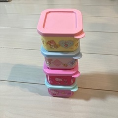 キャラクターランチグッズの画像