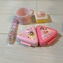 キャラクターランチグッズの画像