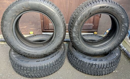 お取引中につき　225/60R16 PIRELLI フルピン4本