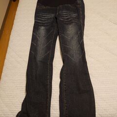 マタニティウェア　パンツ２着、パジャマ２着の画像