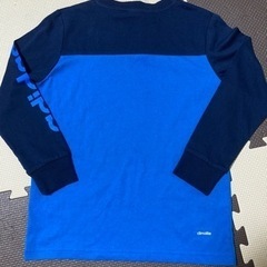 新品タグ付✨adidas✨男児130✨長袖✨ロンT✨アディダスの画像