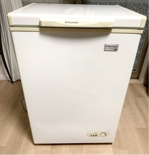 エレクトロラックス　冷凍庫　105L