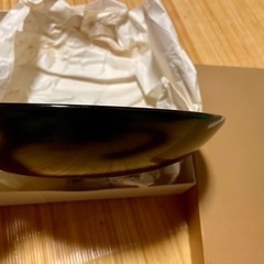 牡丹彫 高級 越前漆器 越前塗 沈朱 漆塗 和食器 菓子皿 銘々皿 牡丹彫文の画像