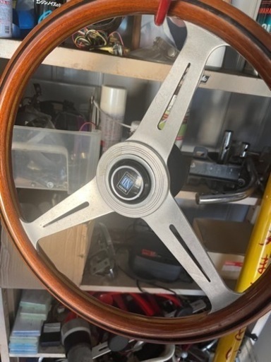 ナルディステアリング