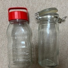 果実酒用瓶 2つの画像