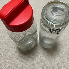 果実酒用瓶 2つの画像