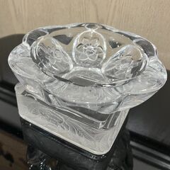 花のガラストレー２段重ね　アクセサリートレー　灰皿　ミニトレー　...