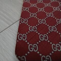 美品 GUCCI グッチ ネクタイ シルク 赤 レッド ワインレッド ビジネス スーツ ブランド の画像