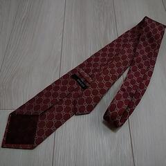 美品 GUCCI グッチ ネクタイ シルク 赤 レッド ワインレッド ビジネス スーツ ブランド の画像