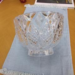 ガラス鉢の画像