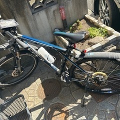 お話中⭐︎マウンテンバイク　後輪パンク　