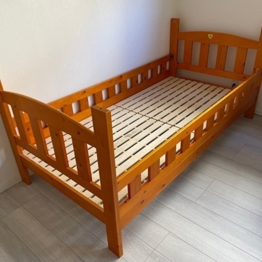 子供用2段ベットの下の段