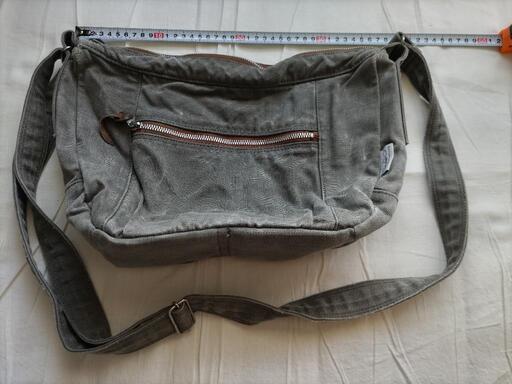 メンズ　ショルダーバッグ　中古