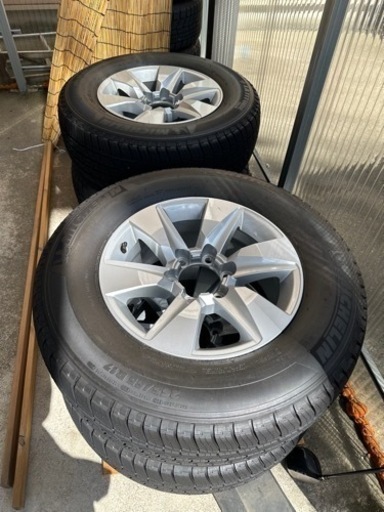 ランドクルーザープラド　純正ホイール