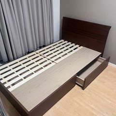 セミダブルベッド　マットレス付き