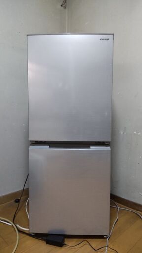 シャープ冷蔵庫 152L