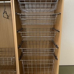 （受付終了）【値下げしました】カラーボックスとワイヤーバスケット　2個セットの画像