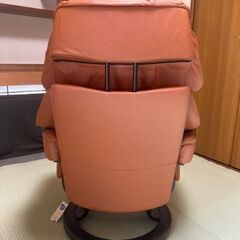 ※現金引換希望【美品：EKORNESエコーネス　 オットマン付きストレスレスチェア】 の画像