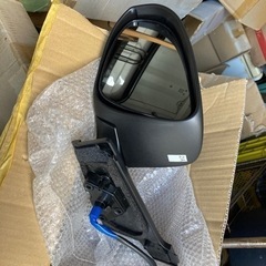 シエンタ左側サイドミラー新品