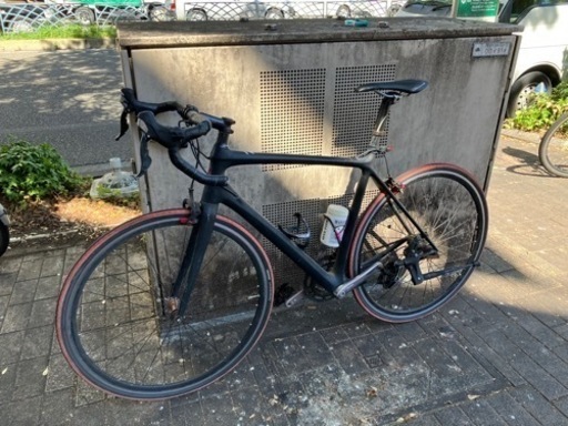 TREK Madone フルカーボンロードバイク　アルテグラ