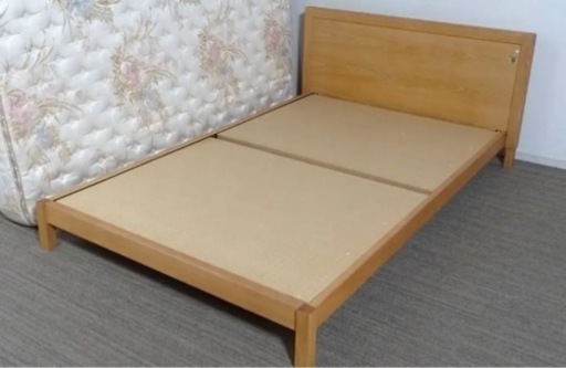 セミダブルベッド