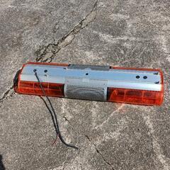 小糸製作所黄色散光式警光灯