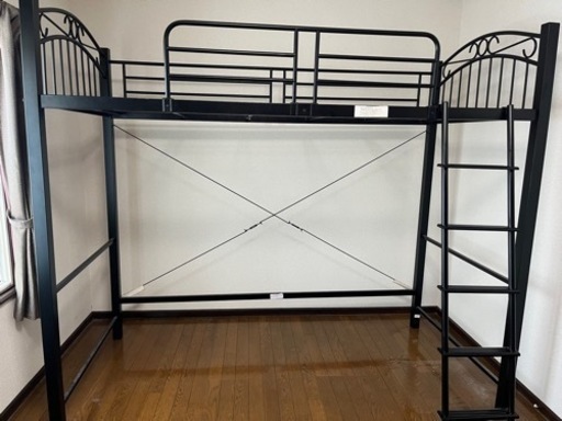 ロフトベッド黒　スチール　ニトリ