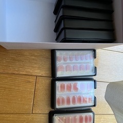受付終了　ZINIPIN ネイル　差し上げますの画像