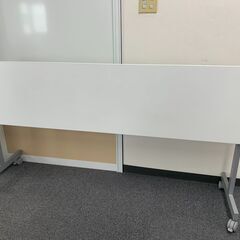 オフィス用の長机７台をお譲りしますの画像