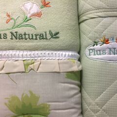 ♪Plus Natural 肌掛けふとん(ワイド＆ロング)・敷パット (四方ゴム付) 丸洗いOK 未使用長期保管 寝具 (NF230929)Zi-1219の画像