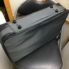 新品未使用　ビジネスバック　グレー系の画像