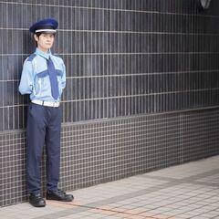 【日払い／週払いOK】未経験者歓迎！直行直帰OK◎ブランド店でのドアスタッフの画像