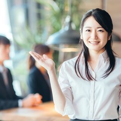 【人事・採用担当】年間休日120日以上！スキルアップ間違いなし！