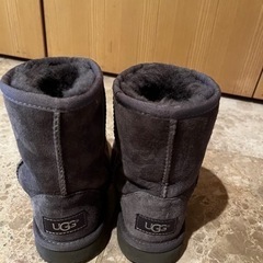 ugg ムートンブーツ　日本サイズ19.5