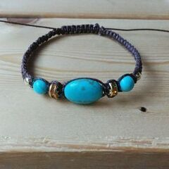 天然石（ターコイズ）のマクラメブレスレット