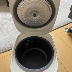 アイリスオーヤマ炊飯器の画像