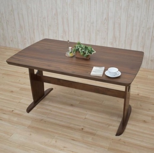 使用期間1ヶ月　T字脚ダイニングテーブル