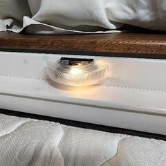 シーリーセミダブル(ベッドフレーム有)　引き取りのみ