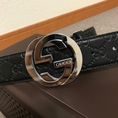 GUCCIベルト　1万円