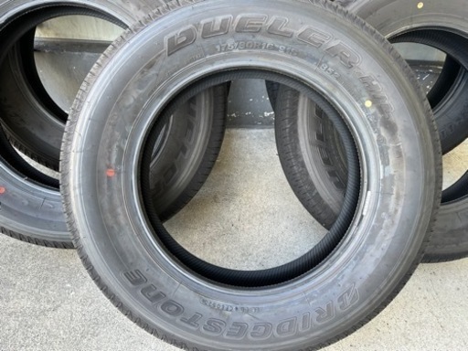 ほぼ新品ジムニー新車装着タイヤ５本