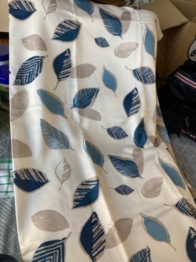 カーテンほぼ新品