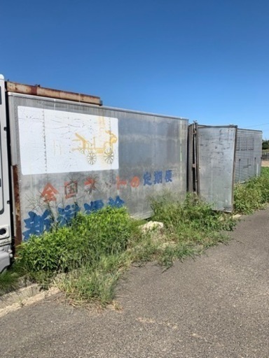 トラックのボディ(箱) ※必ず説明文をお読みになってからお問い合わせ下さい。