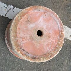 世田谷区近辺配送可能　植木鉢 大型 イタリア製 素焼き テラコッタ鉢 リムポット ラウンド φ29cm×H45cmの画像