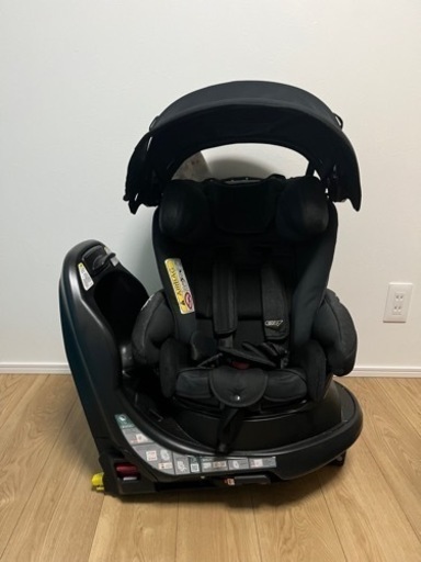 アップリカ　フラディアグロウ　ISOFIX