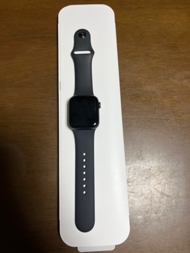Apple Apple Watch SE （GPSモデル） 40mm スペースグレイアルミニウム MKQ13JA