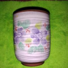 陶器のコップ